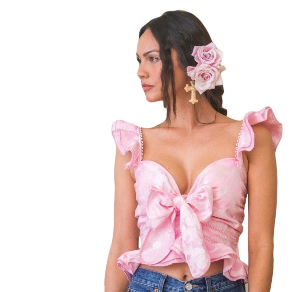 Pink bow ruffled crop top